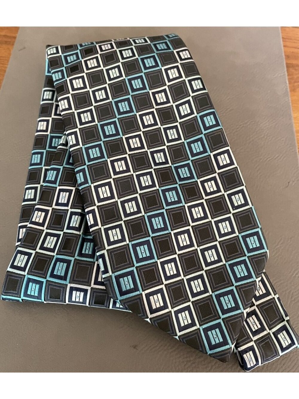Giorgio Brutini Collezione Tie Size 3.5" x 60" Gray Purple Silver Teal Geo Print